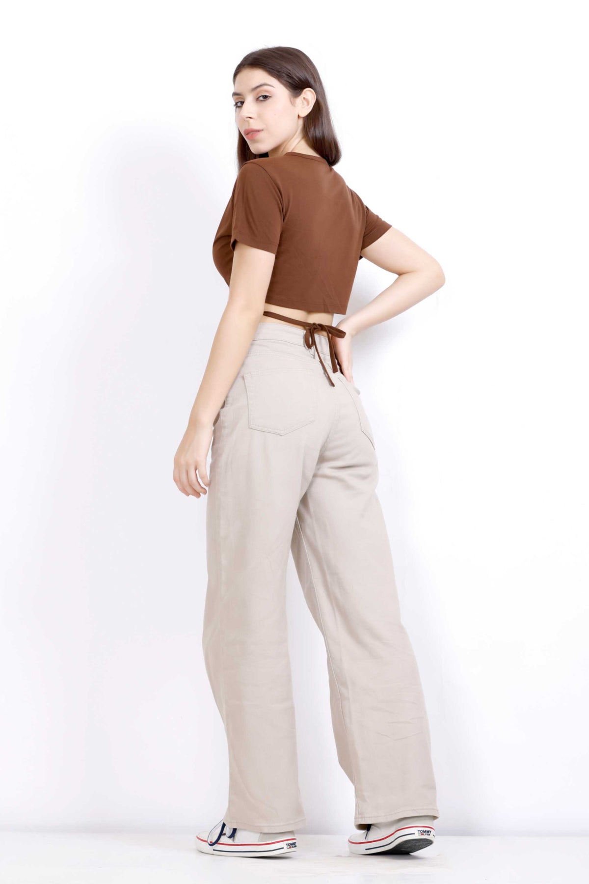 BUTTERFLY BACK TIE TOP BROWN