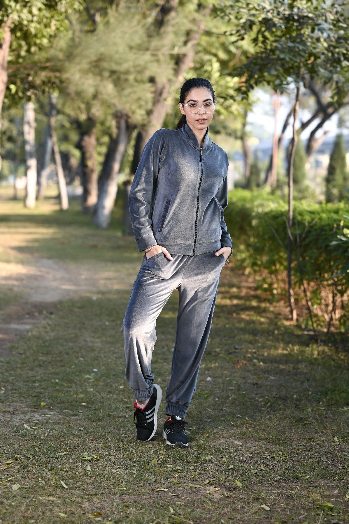 Velvet Collar Tracksuit for women With Zipper (Grey)