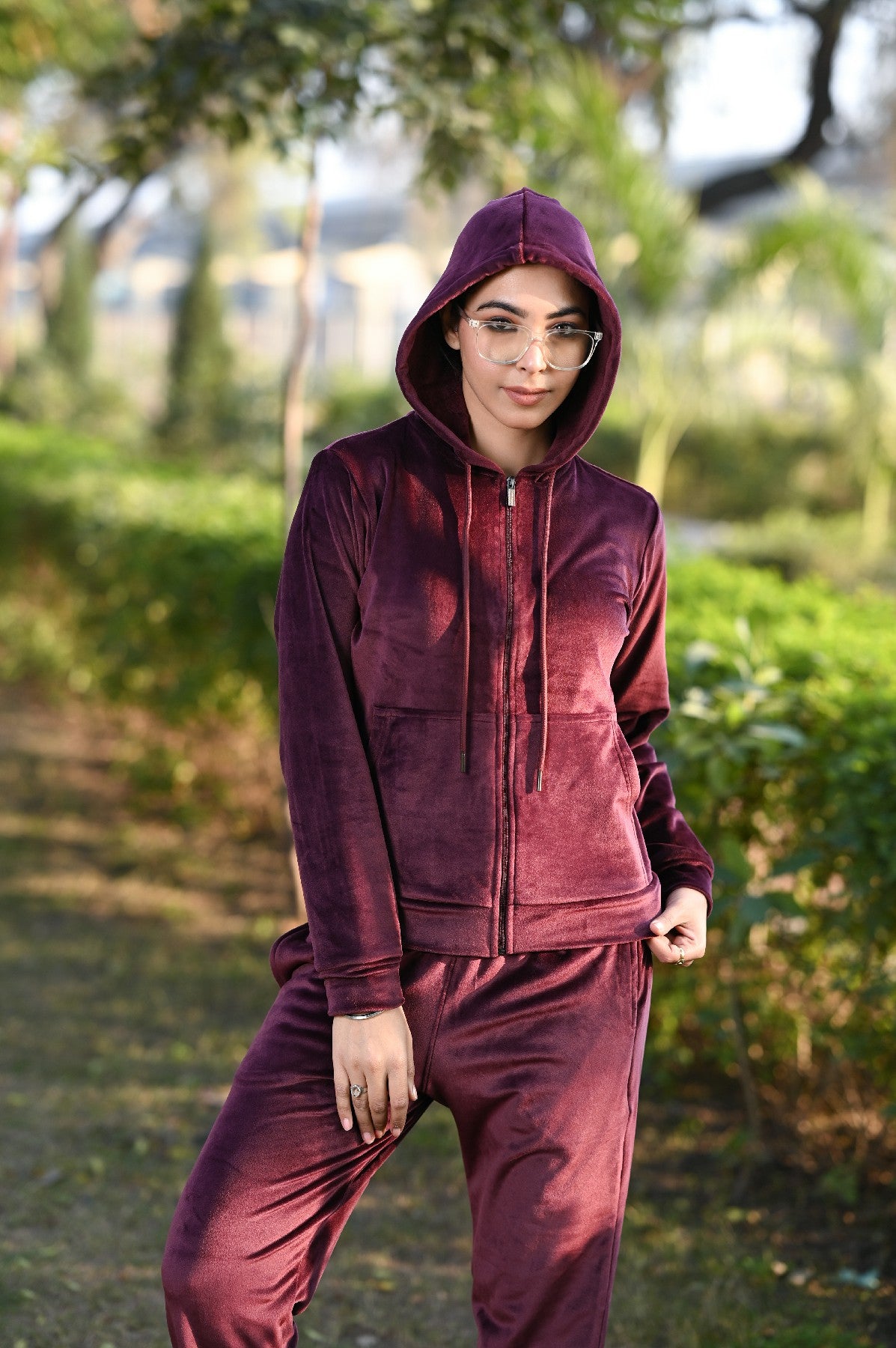 Women Tracksuit Hood And Zipper Velour/ Fleece Inside W2 Wine