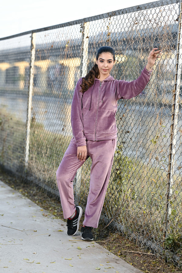 Women Tracksuit With Hood And Zipper Velour/ Fleece Inside W2 Onion